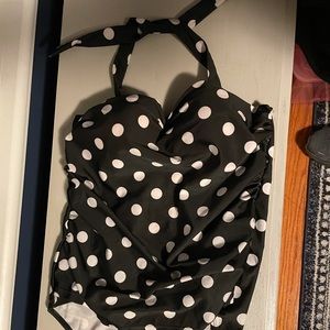 One piece bathing suit